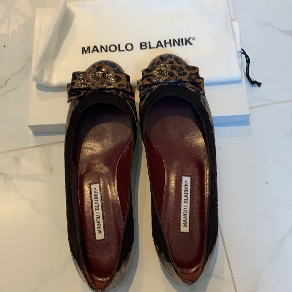 Manolo Blahnik leopard flats
